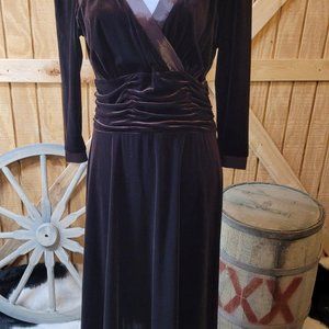 Sandra Darren Brown Velvet 3/4 Sleeve Dress